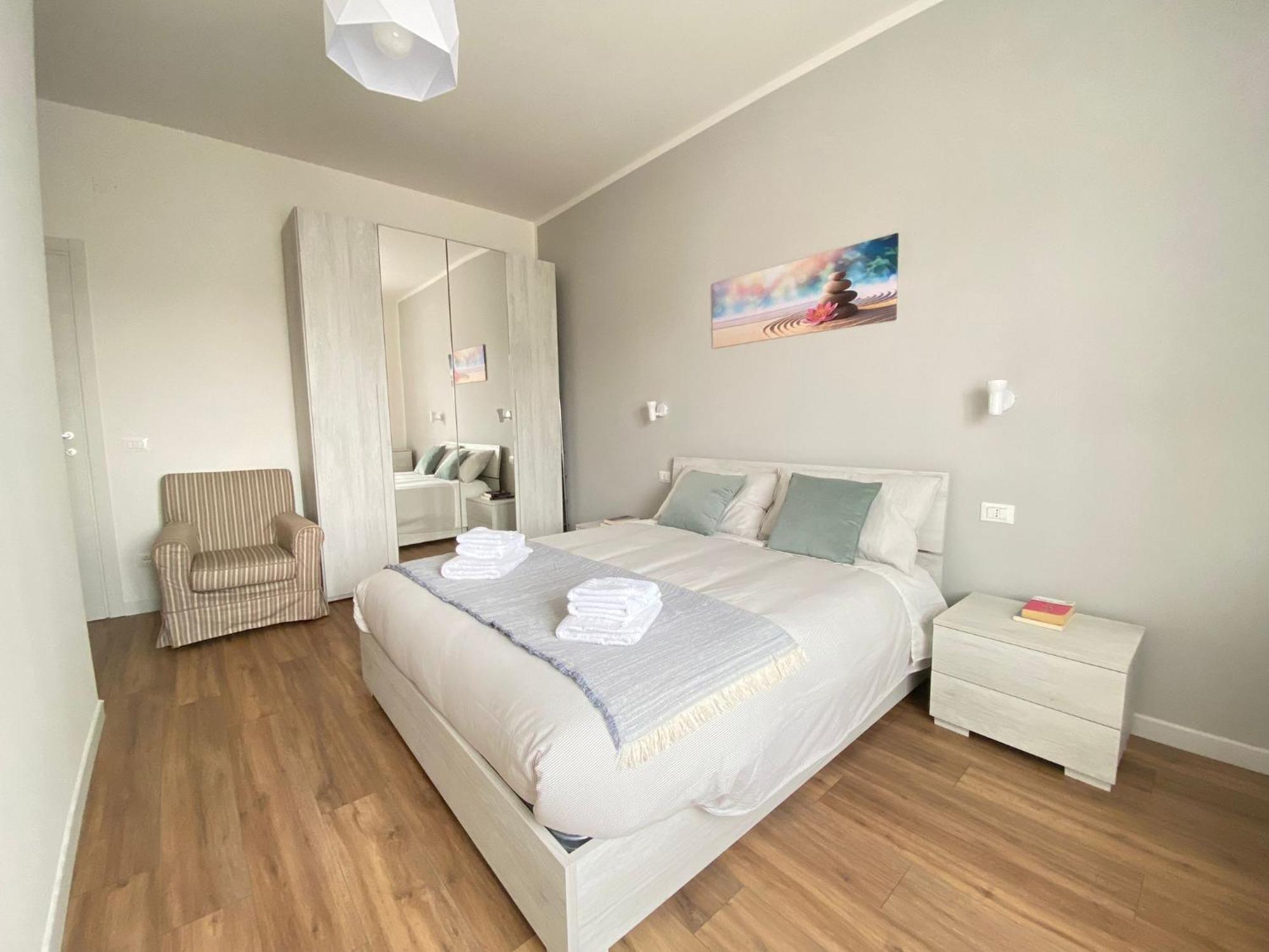 House By Naty Apartment Brescia Bagian luar foto